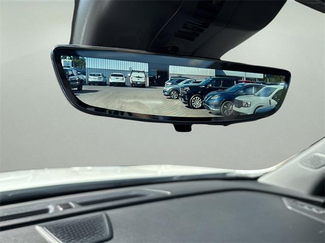 used 2025 Chevrolet Traverse car, priced at $55,461