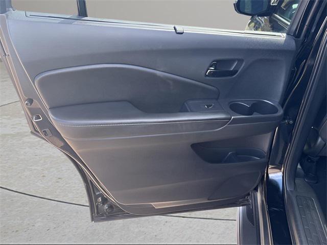 used 2022 Honda Passport car, priced at $31,385