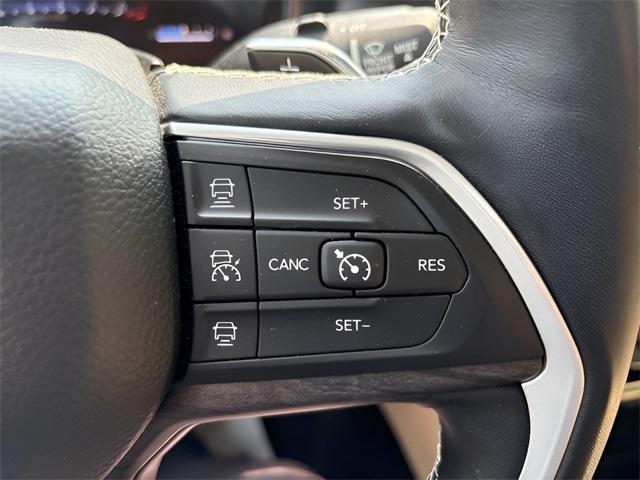 used 2022 Jeep Grand Cherokee car, priced at $31,830