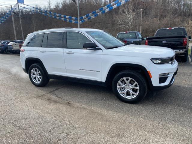 used 2023 Jeep Grand Cherokee car, priced at $37,637