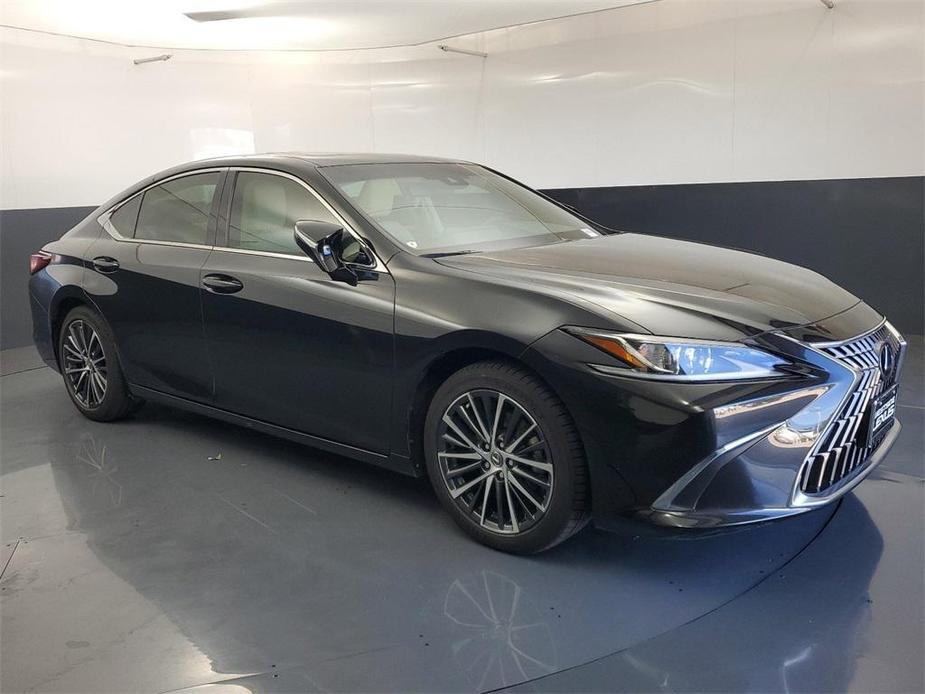 used 2022 Lexus ES 350 car, priced at $39,888