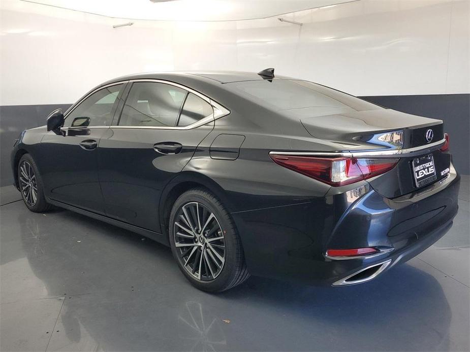 used 2022 Lexus ES 350 car, priced at $39,888