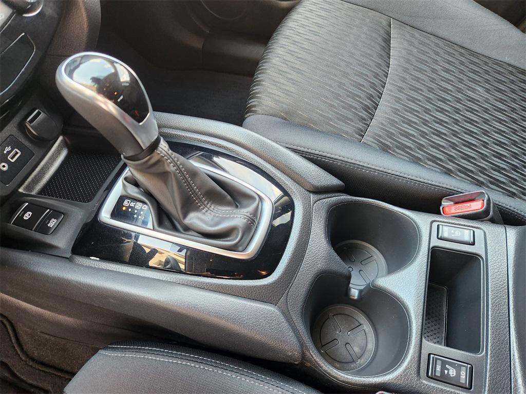 used 2019 Nissan Rogue car, priced at $17,888