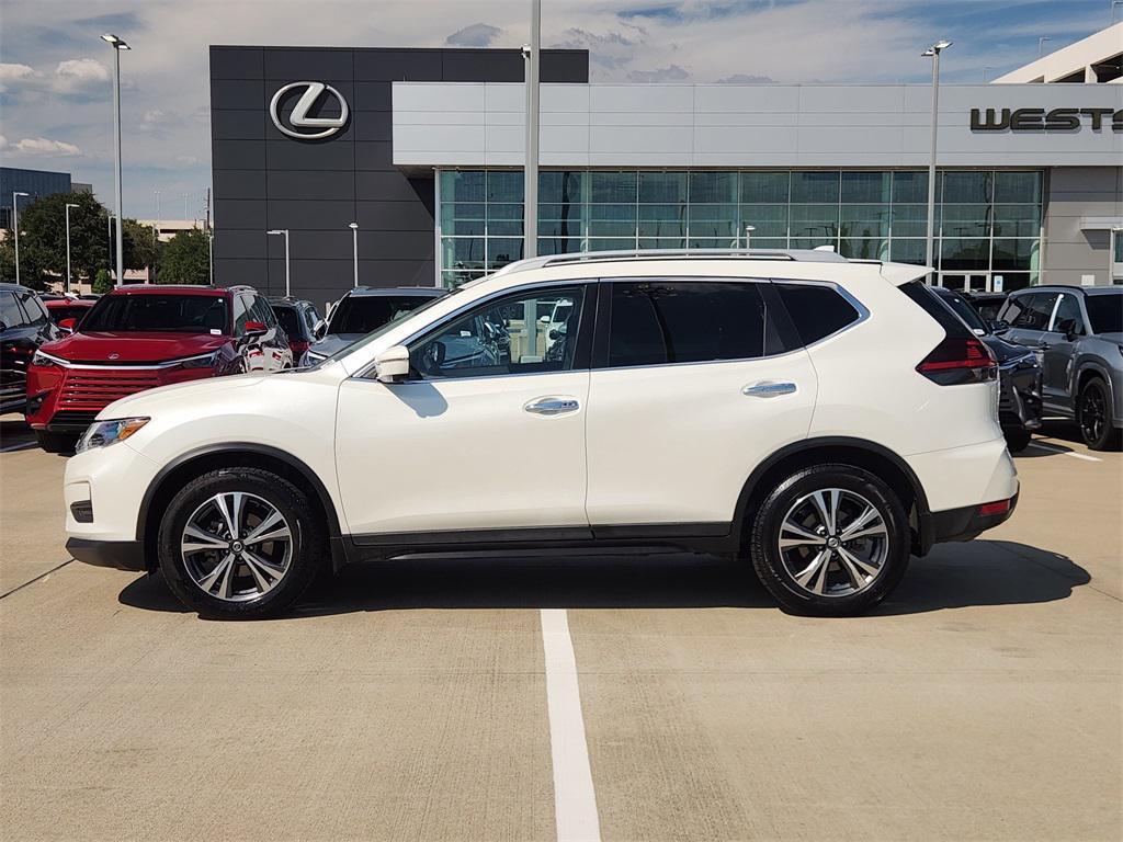 used 2019 Nissan Rogue car, priced at $17,888