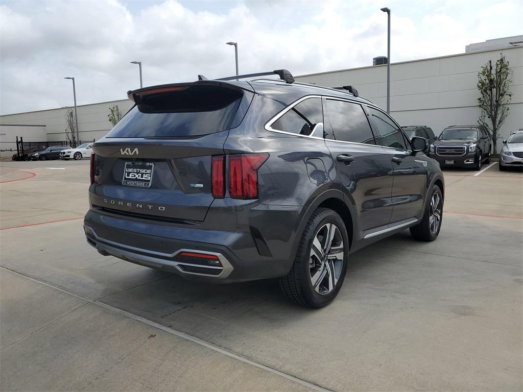 used 2022 Kia Sorento Plug-In Hybrid car, priced at $29,777