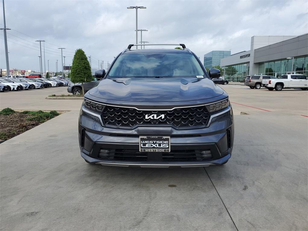 used 2022 Kia Sorento Plug-In Hybrid car, priced at $29,777