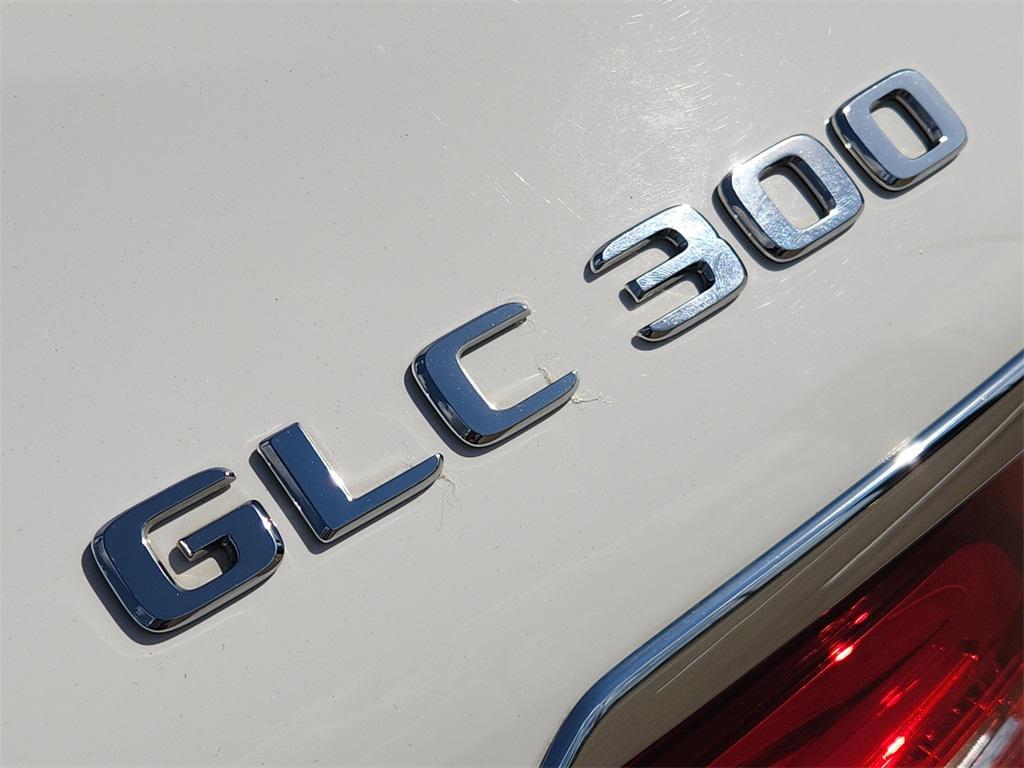 used 2019 Mercedes-Benz GLC 300 car, priced at $18,888