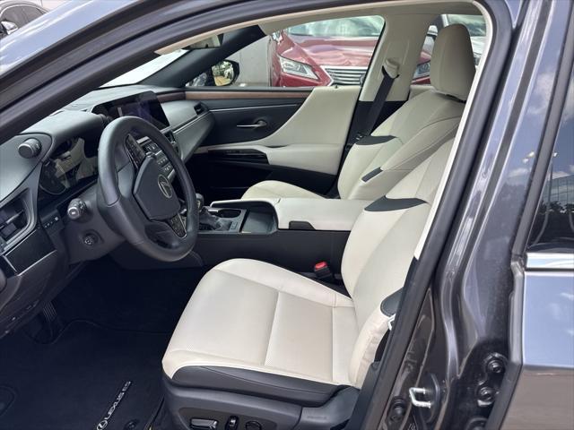 used 2025 Lexus ES 350 car, priced at $45,777