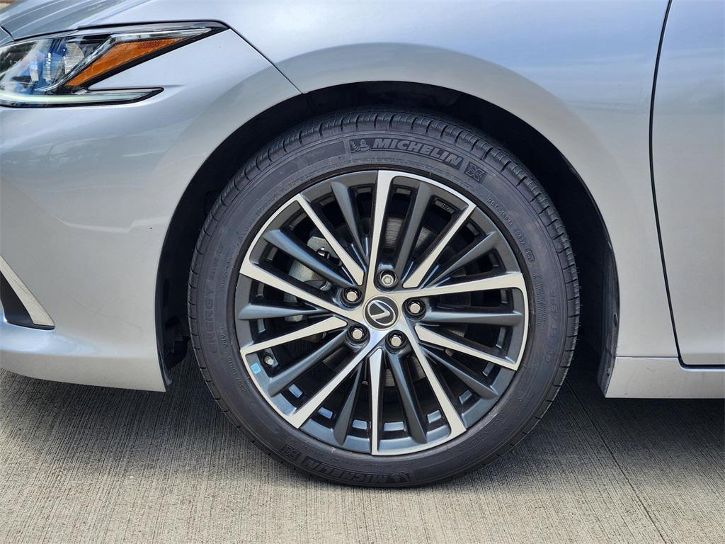 used 2023 Lexus ES 350 car, priced at $38,777