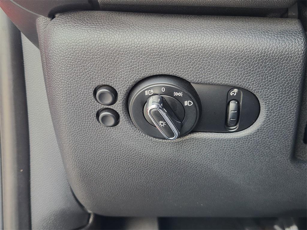 used 2019 MINI Hardtop car, priced at $19,888