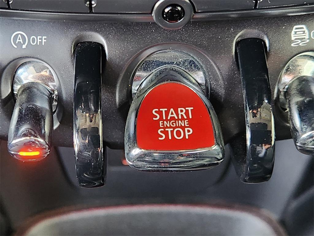 used 2019 MINI Hardtop car, priced at $19,888