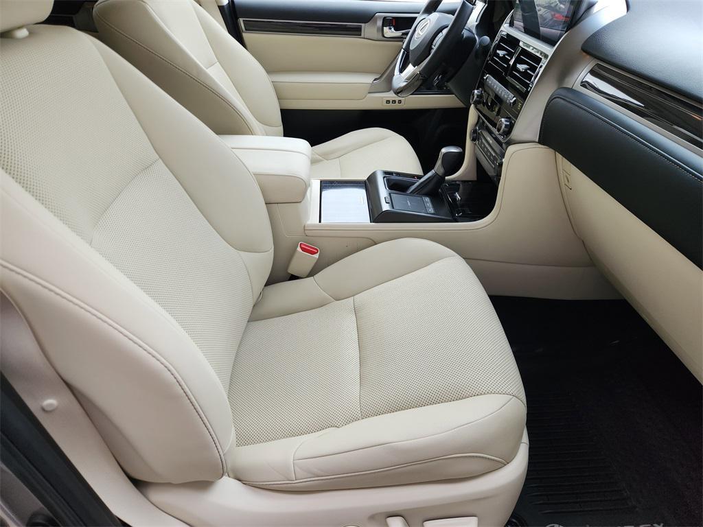 used 2023 Lexus GX 460 car, priced at $57,888