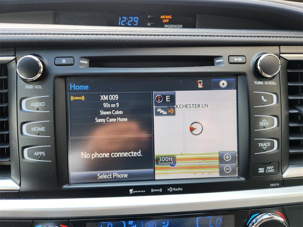 used 2018 Toyota Highlander car, priced at $21,888