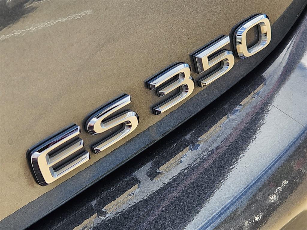 used 2023 Lexus ES 350 car, priced at $41,888