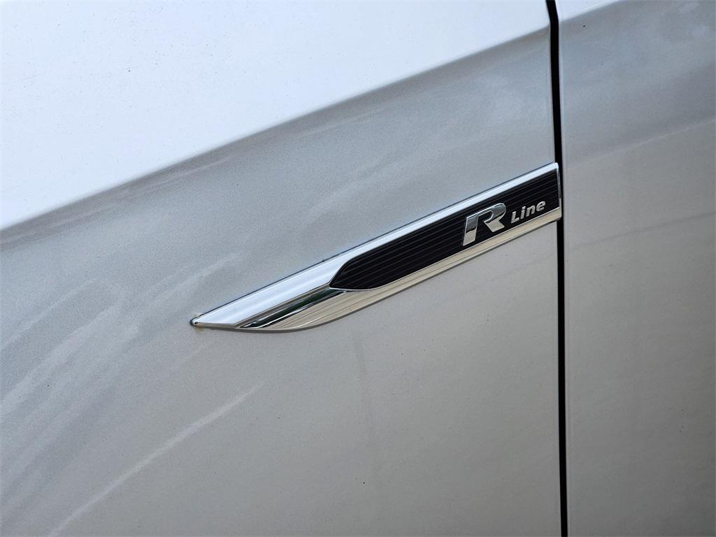 used 2018 Volkswagen Passat car, priced at $8,888