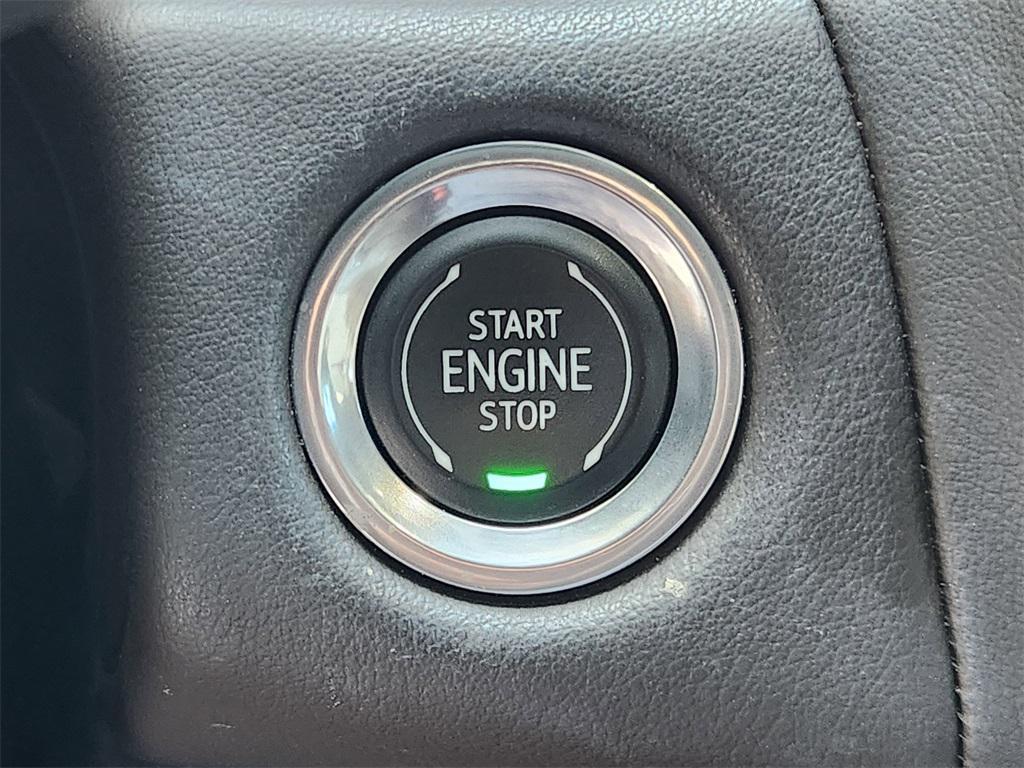 used 2023 GMC Yukon car, priced at $56,421