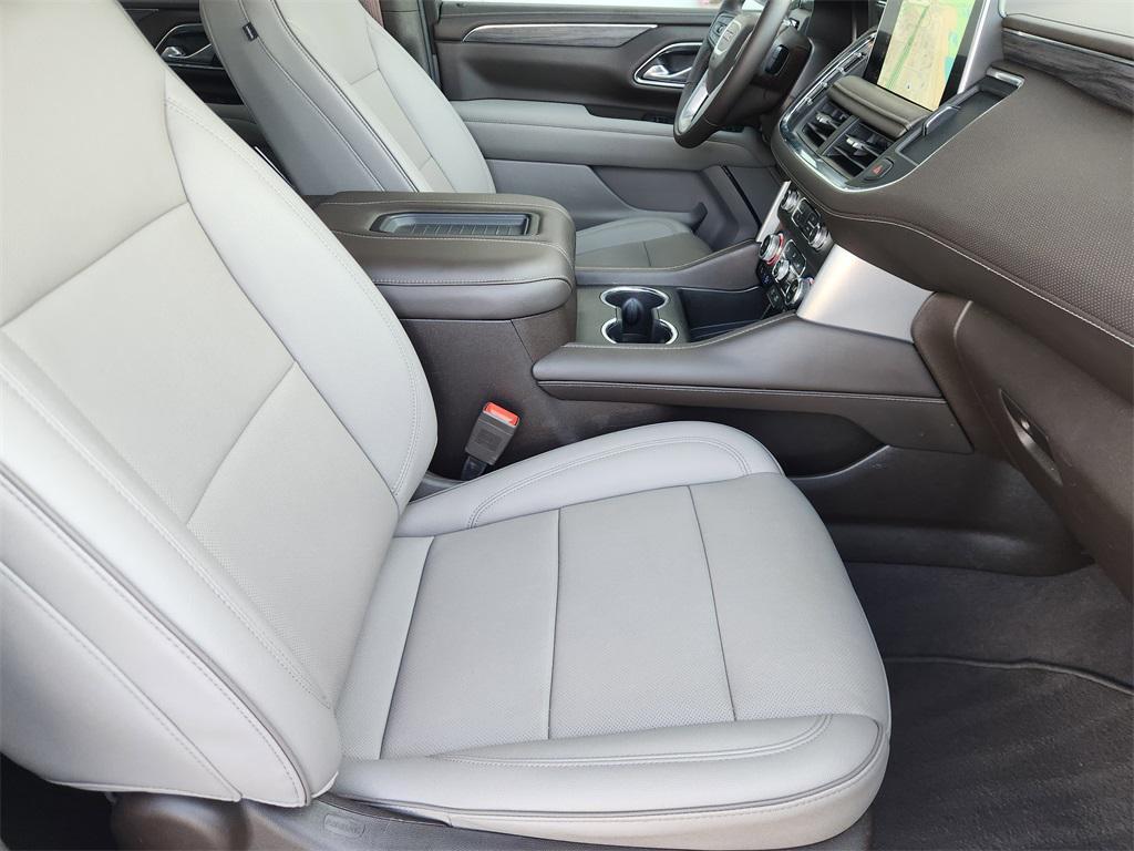 used 2023 GMC Yukon car, priced at $56,421