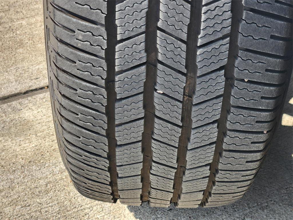 used 2022 GMC Yukon car, priced at $58,888