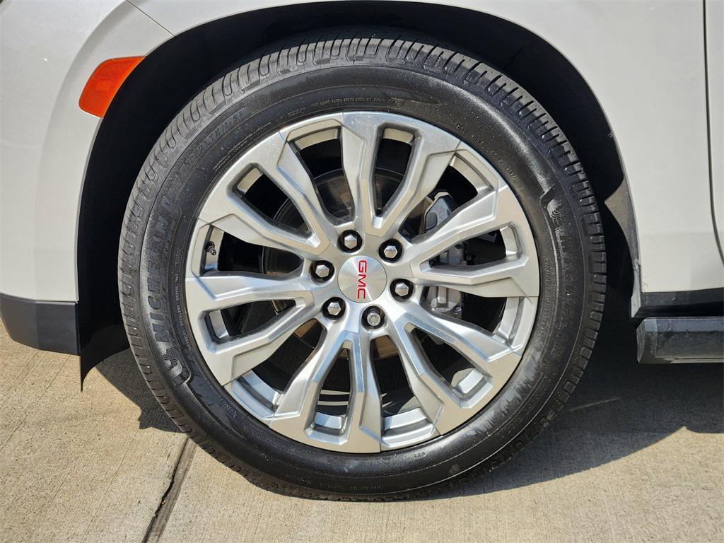 used 2022 GMC Yukon car, priced at $58,888