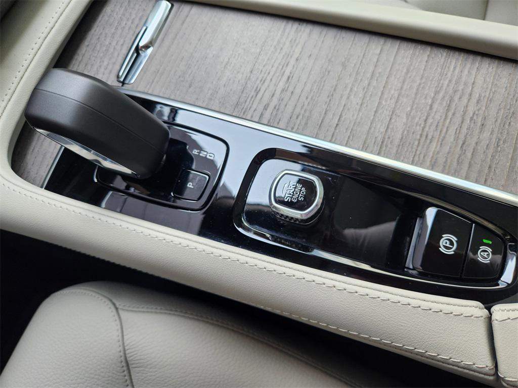 used 2024 Volvo XC90 car, priced at $46,189