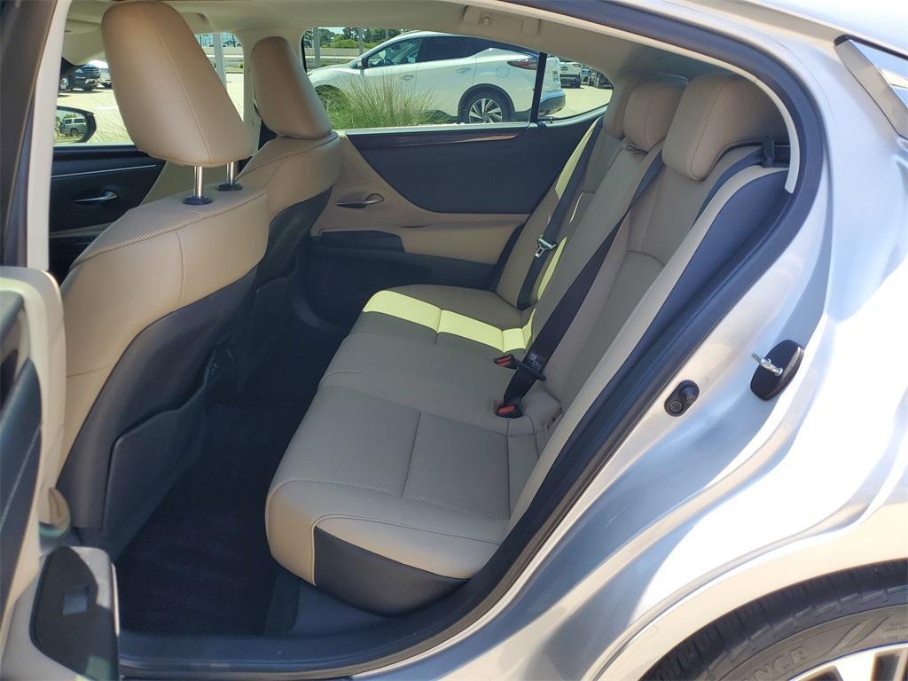 used 2020 Lexus ES 350 car, priced at $25,888