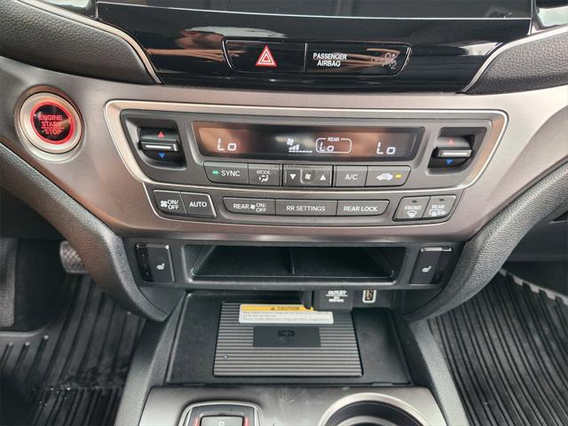 used 2022 Honda Pilot car, priced at $28,888