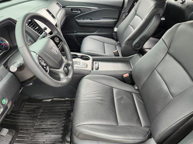 used 2022 Honda Pilot car, priced at $28,888