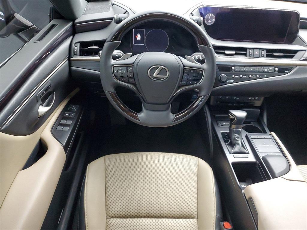 used 2019 Lexus ES 350 car, priced at $26,777