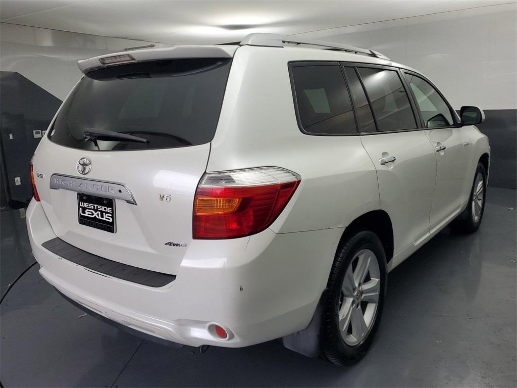 used 2008 Toyota Highlander car, priced at $8,888