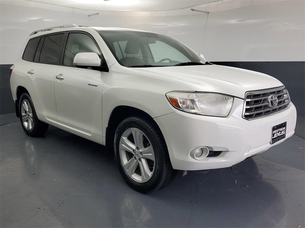 used 2008 Toyota Highlander car, priced at $8,888