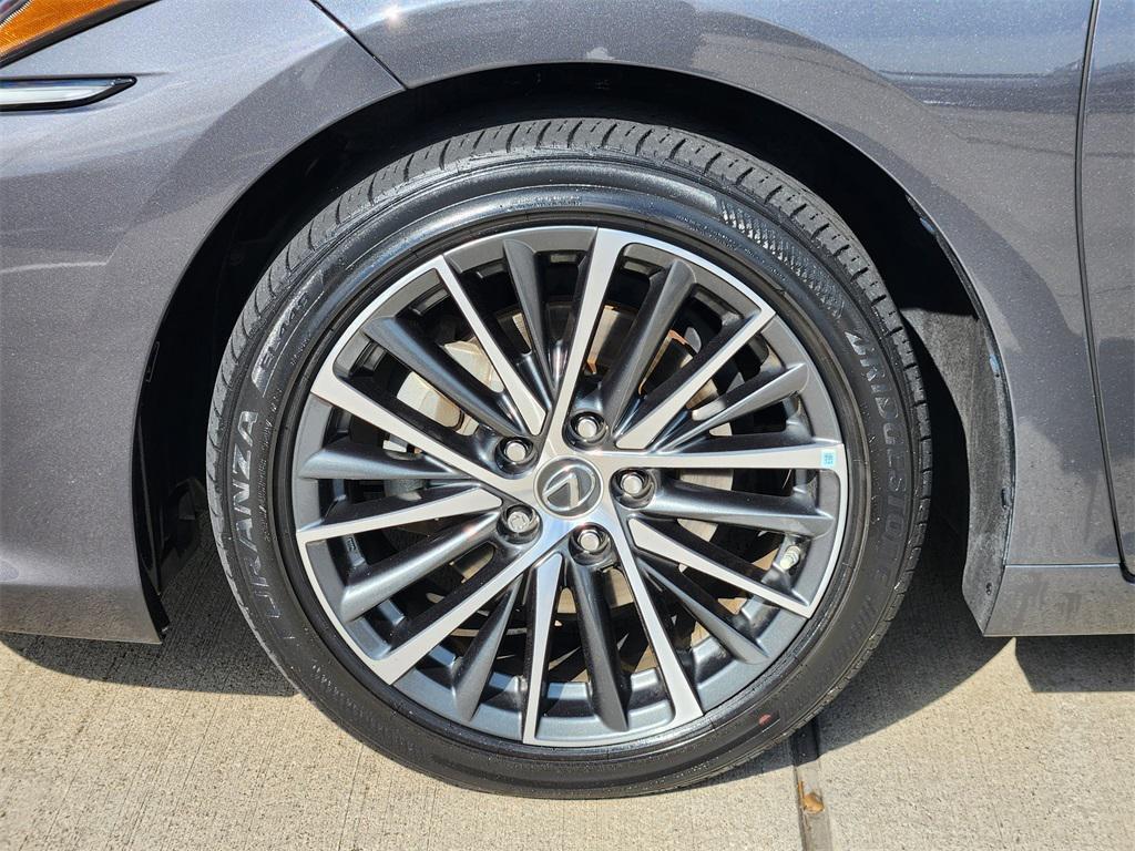 used 2023 Lexus ES 350 car