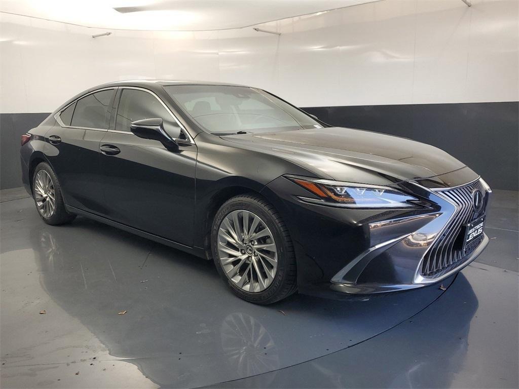 used 2019 Lexus ES 350 car, priced at $32,888