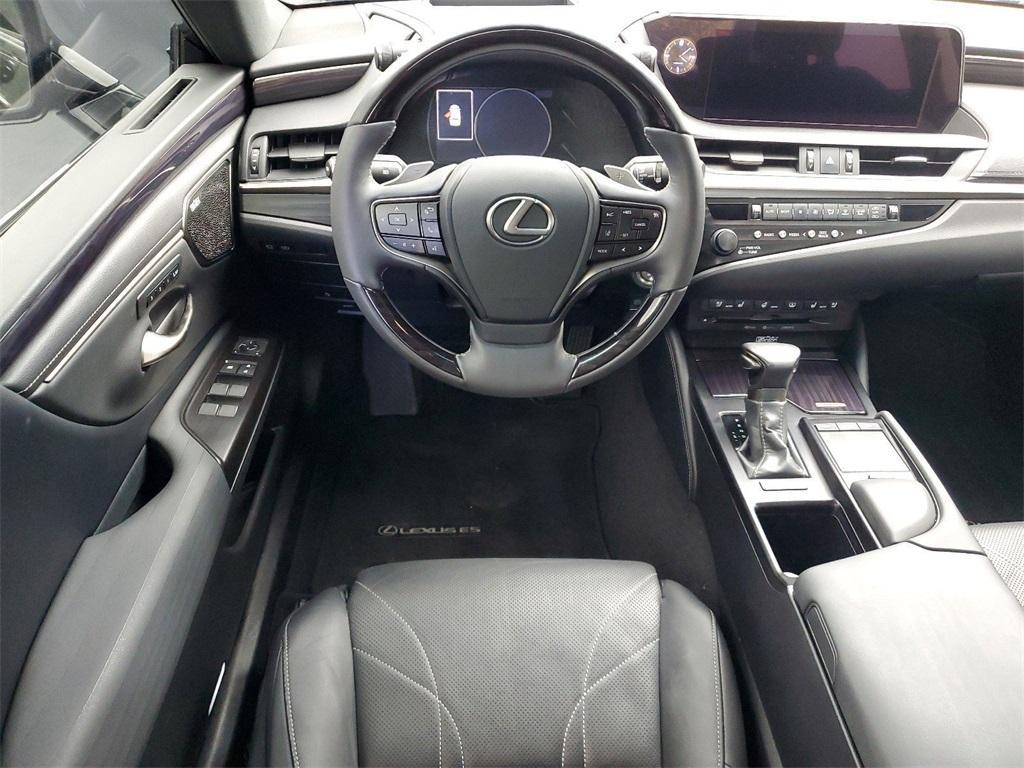 used 2019 Lexus ES 350 car, priced at $32,888