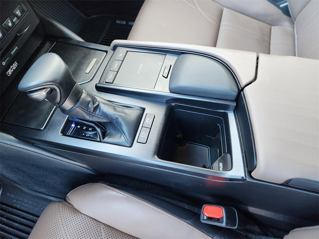 used 2022 Lexus ES 300h car, priced at $45,888