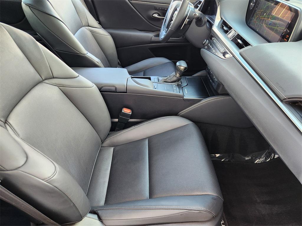 used 2020 Lexus ES 350 car, priced at $35,888