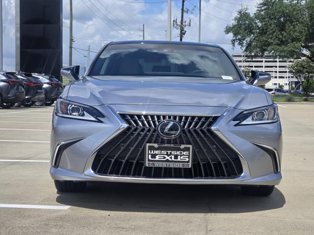 used 2025 Lexus ES 350 car, priced at $46,777