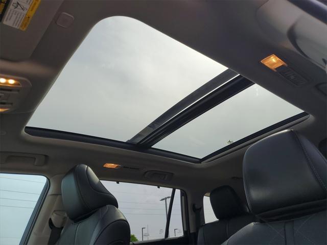 used 2023 Toyota Highlander car, priced at $42,777