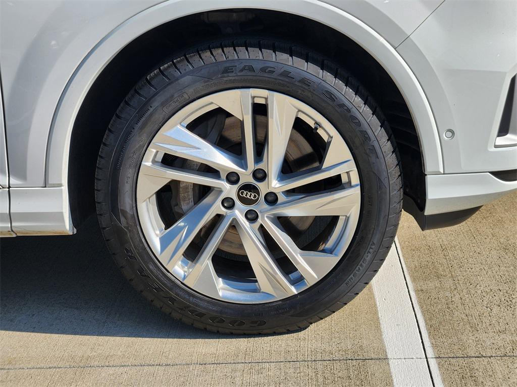 used 2022 Audi Q7 car, priced at $38,888