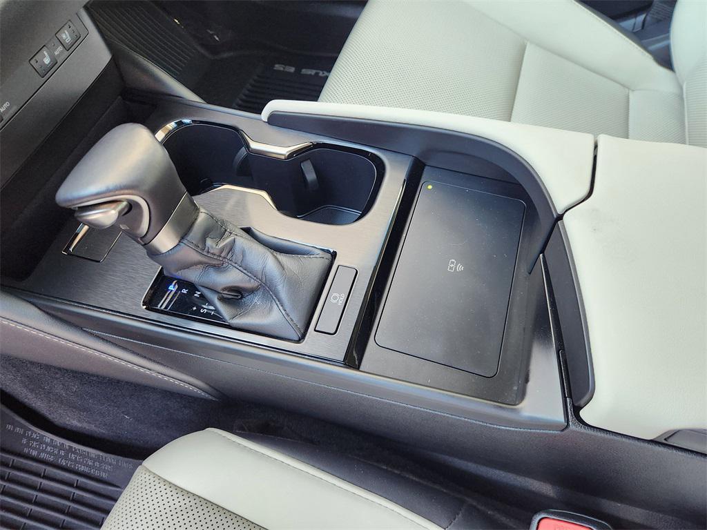 used 2023 Lexus ES 350 car, priced at $43,888