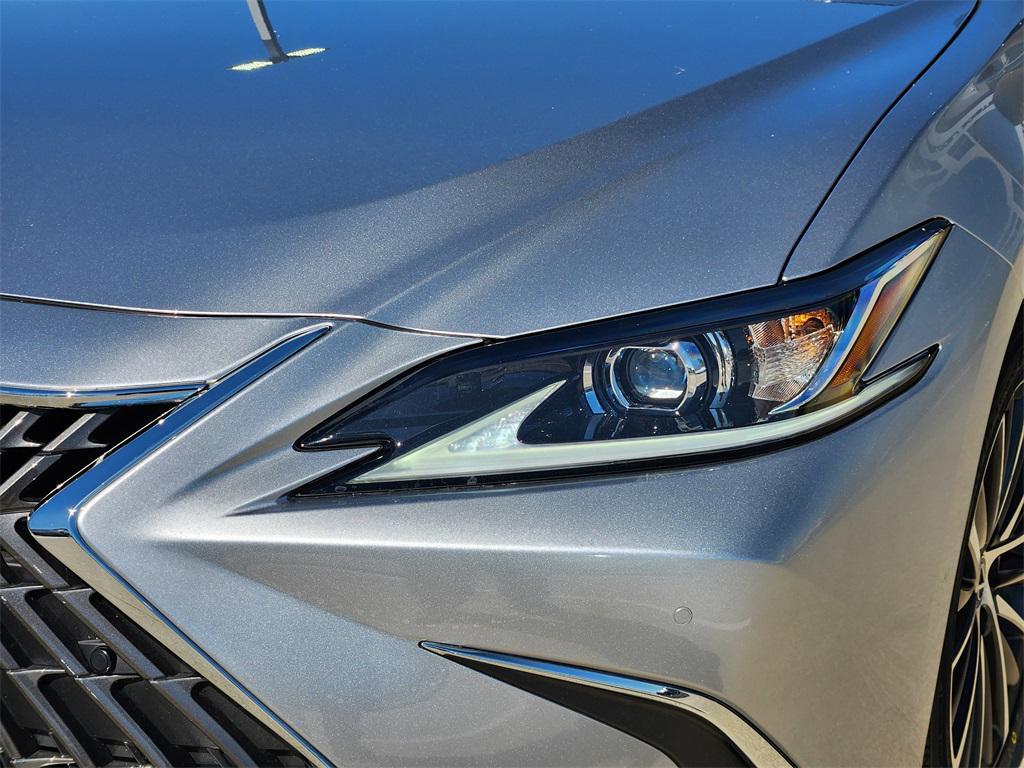 used 2023 Lexus ES 350 car, priced at $43,888