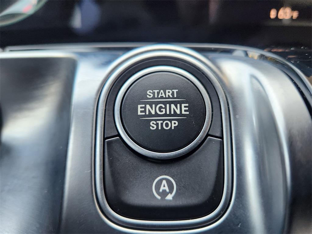 used 2021 Mercedes-Benz GLB 250 car, priced at $28,777