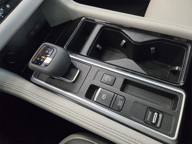used 2022 Nissan Pathfinder car, priced at $32,888