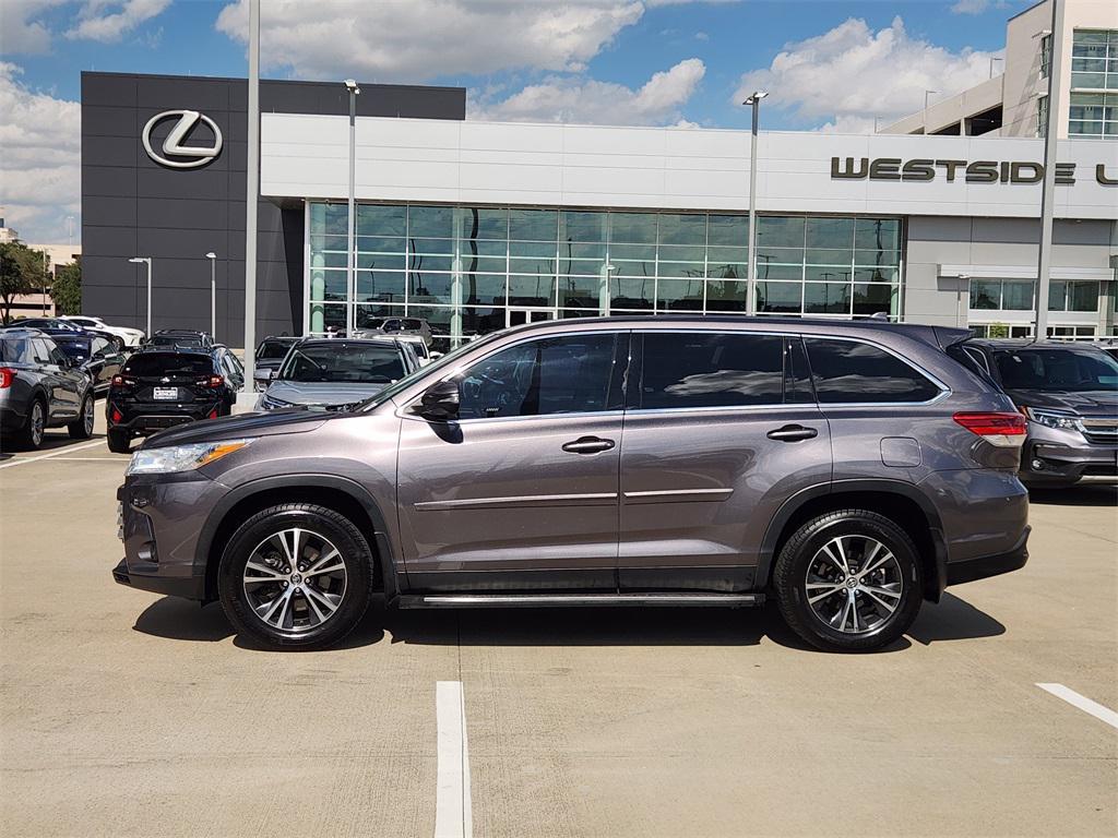 used 2019 Toyota Highlander car, priced at $25,888