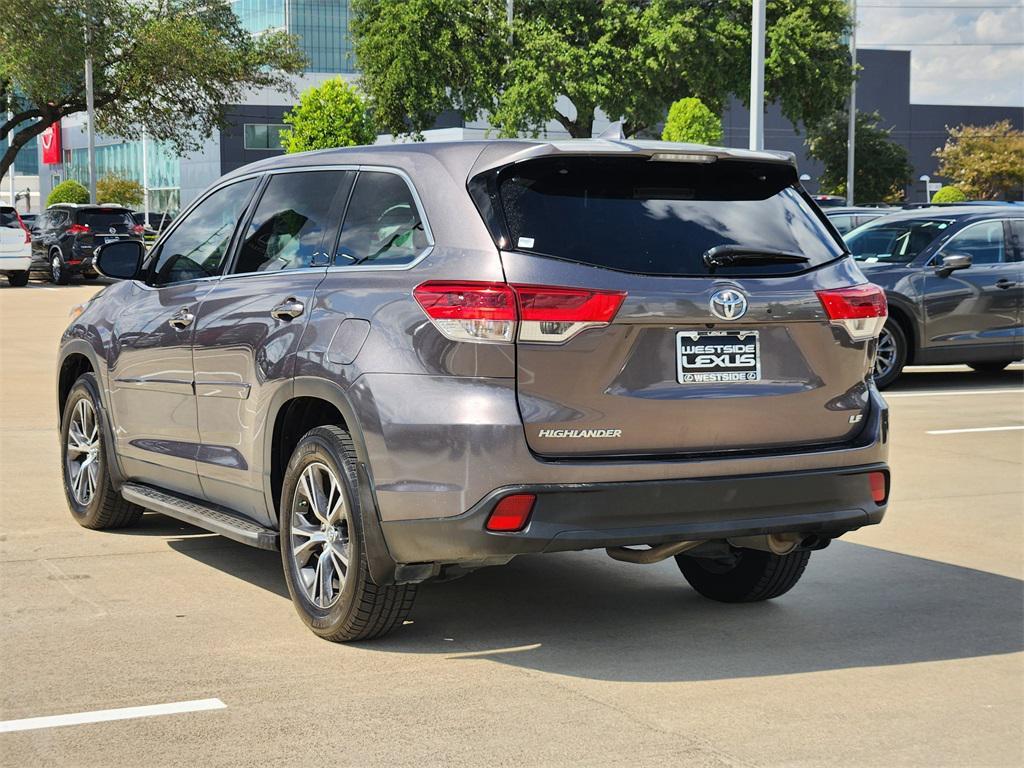 used 2019 Toyota Highlander car, priced at $25,888