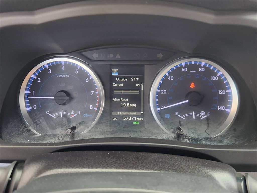 used 2019 Toyota Highlander car, priced at $25,888