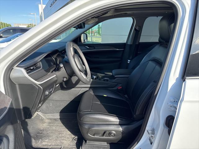 used 2024 Jeep Grand Cherokee car, priced at $42,888