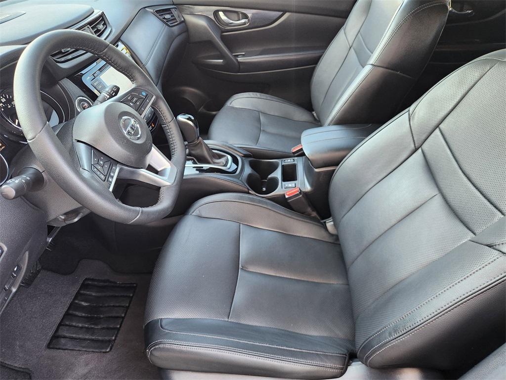 used 2019 Nissan Rogue car, priced at $19,888