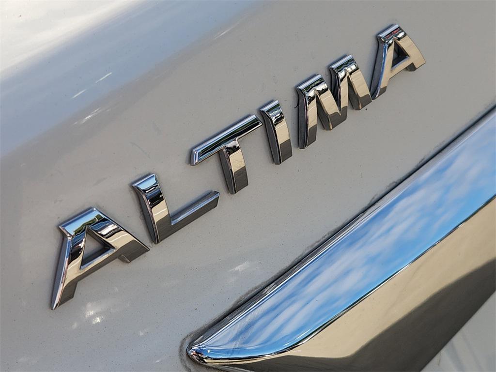 used 2014 Nissan Altima car, priced at $10,888