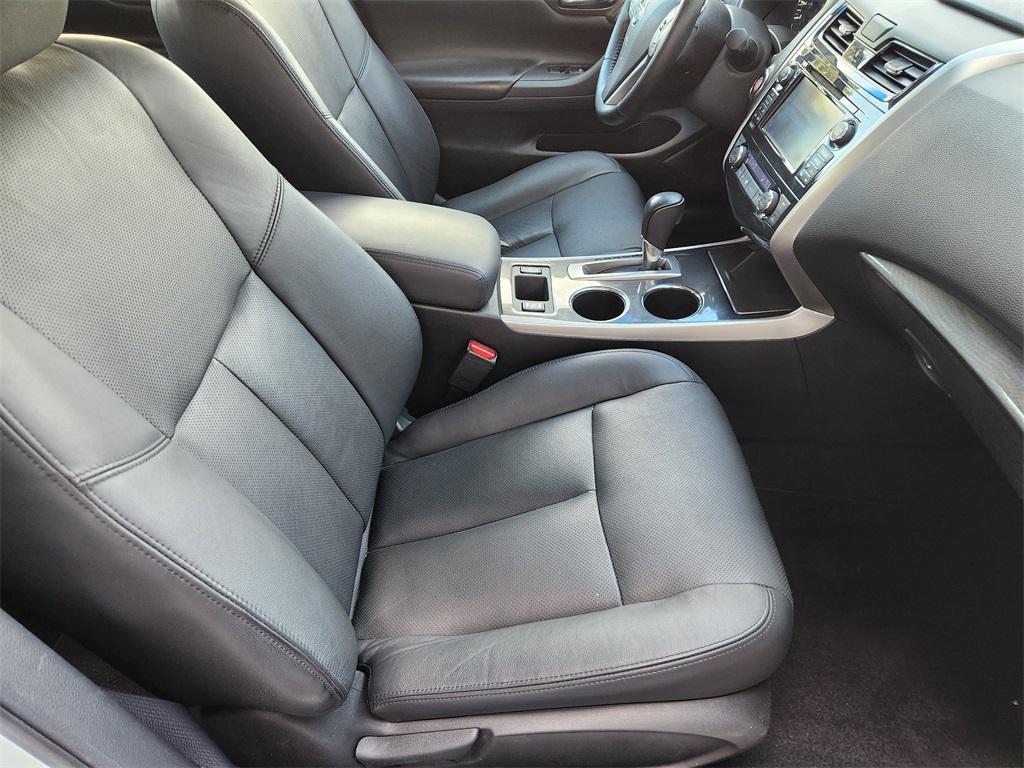 used 2014 Nissan Altima car, priced at $10,888