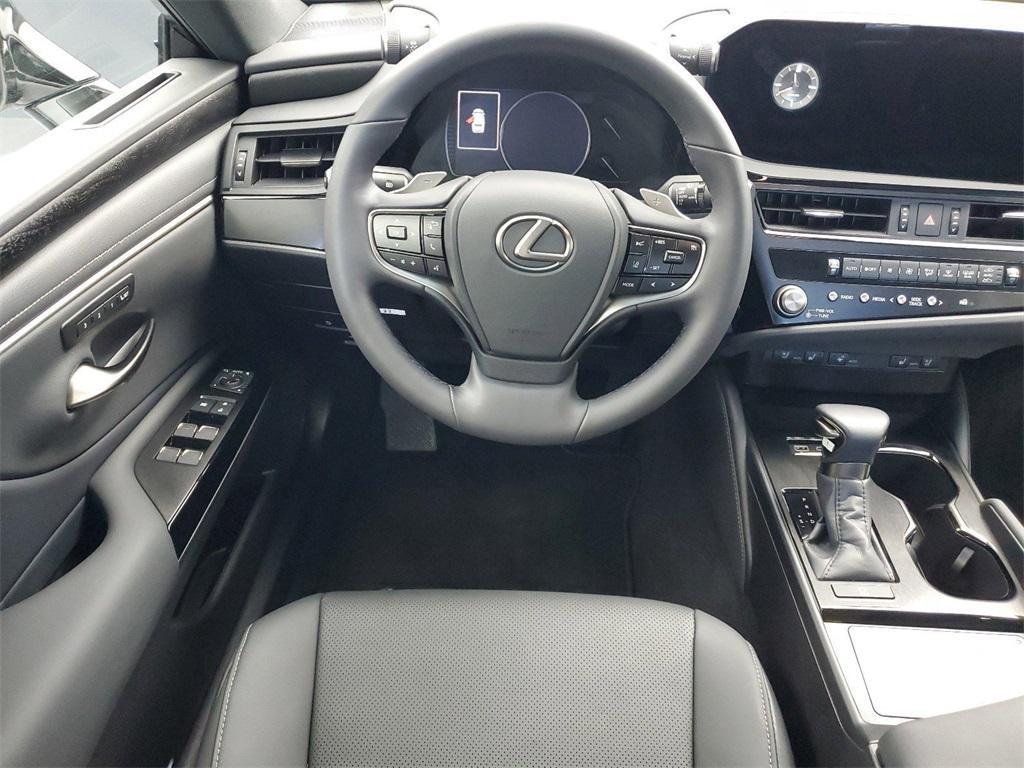 used 2024 Lexus ES 250 car, priced at $38,777